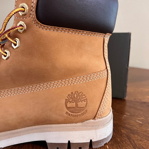 Timberland Radford Boots.  6” Waterproof.  Worn twice, excellent condition! - Picture 3 of 8